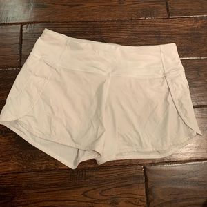 Lulu lemon speed shorts size 4